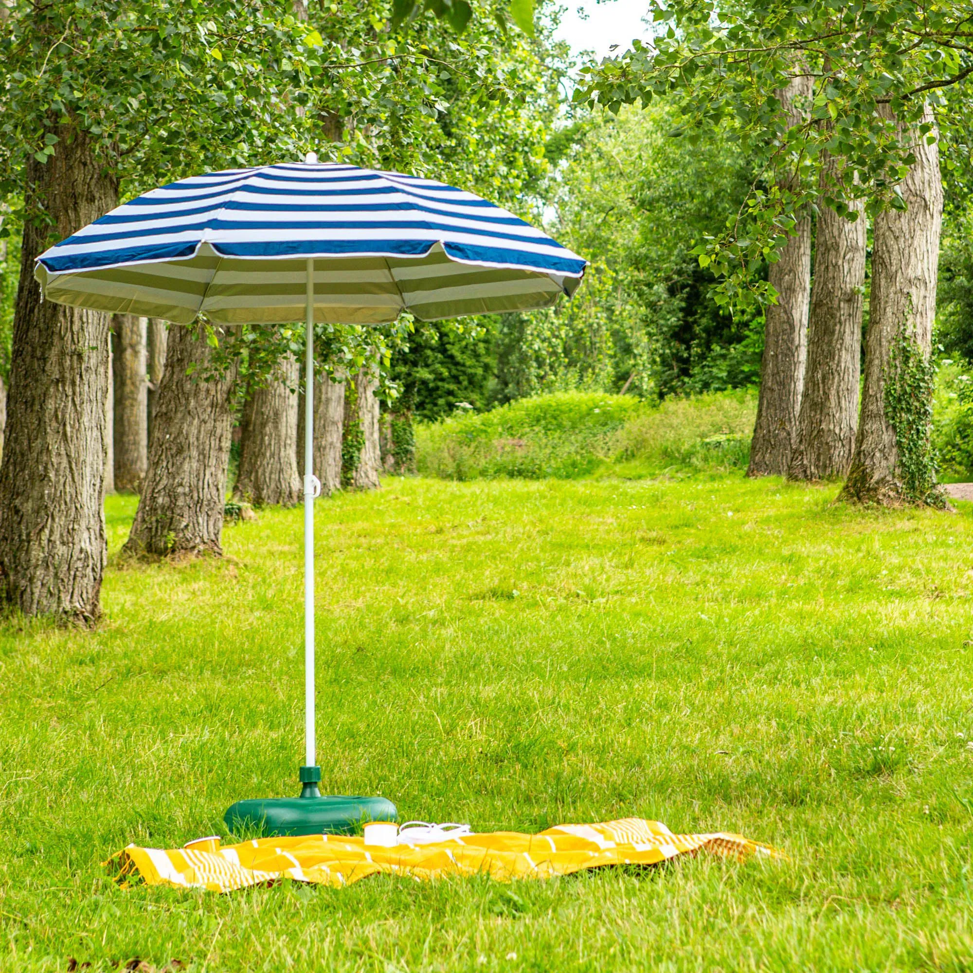 20L Plastic Fillable Parasol Base - By Harbour Housewares