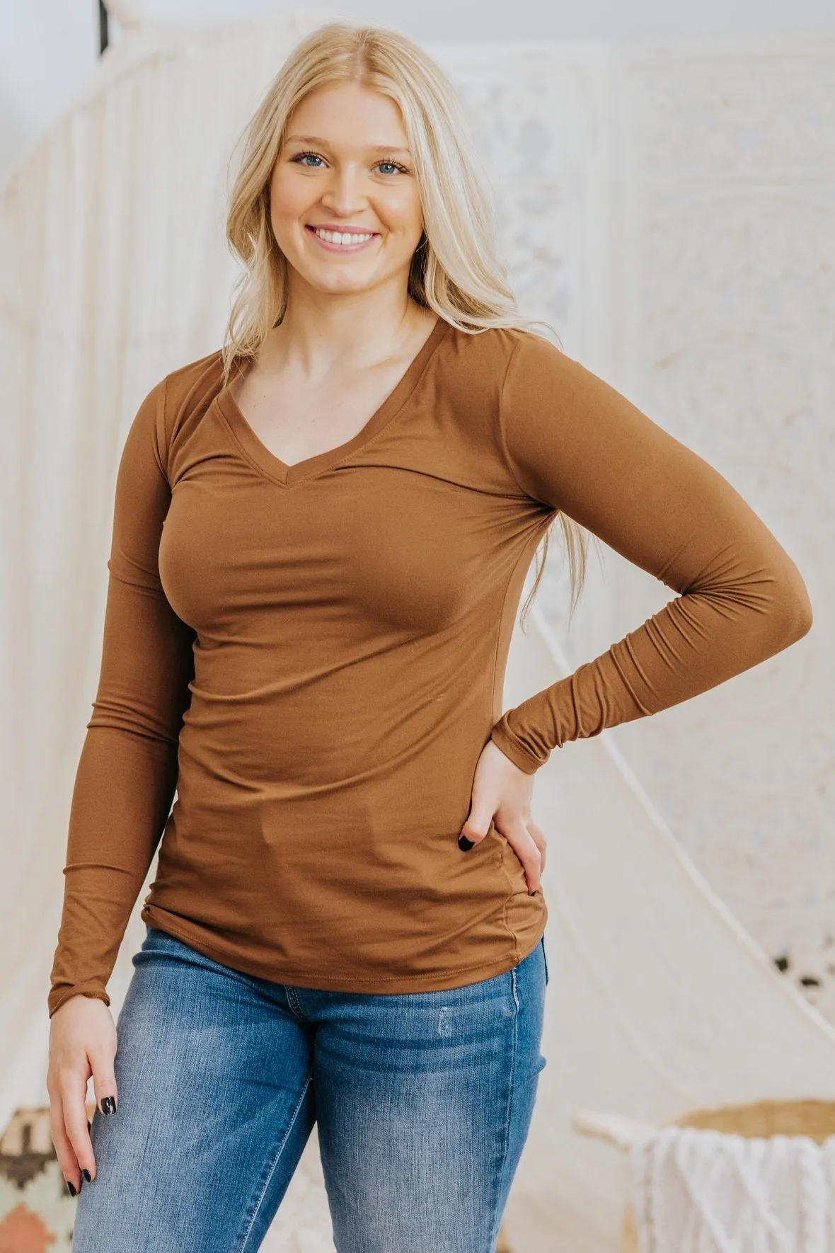 Classic Basic V Neck Long Sleeve Top in Brown