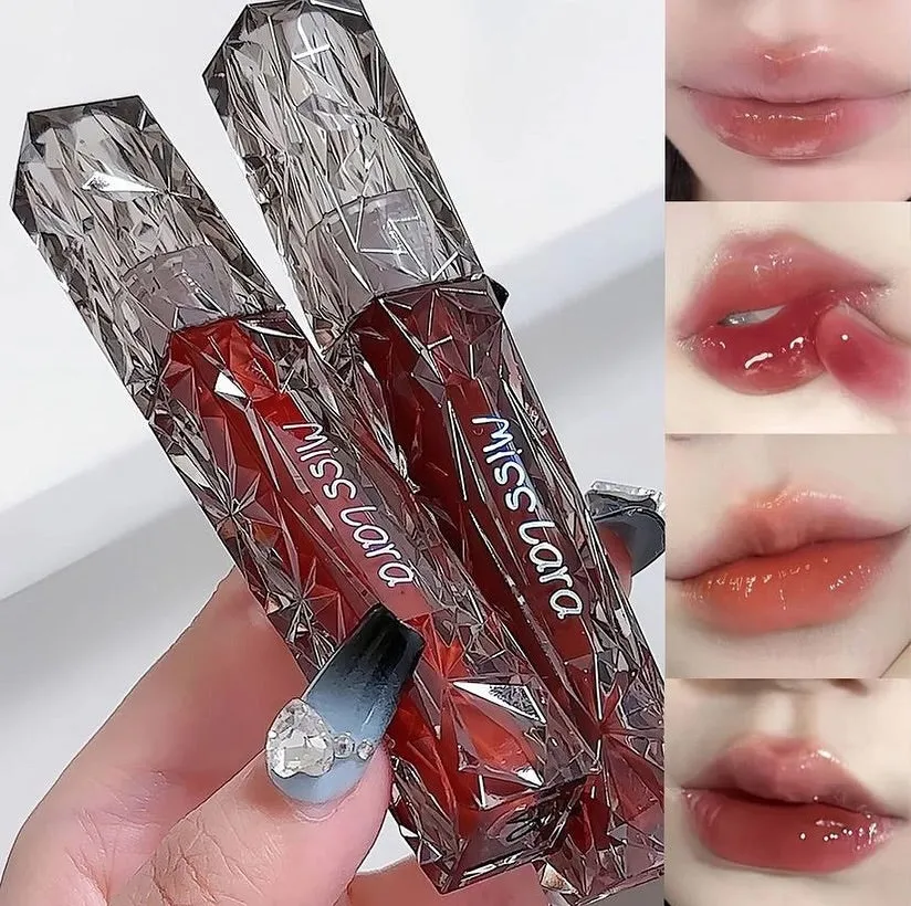 Miss Lara Liquid Lip Gloss And Long-lasting And Non Stick Moisturizing Lip Gloss Makeup Suitable For Women And Girls 1.8ml